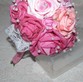 WM018 Wurfstrauß rosa Rosen mit Perlen